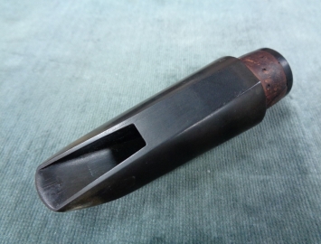 Photo Vintage Frank Wells-Stowell Hard Rubber B3 Mouthpiece for Clarinet