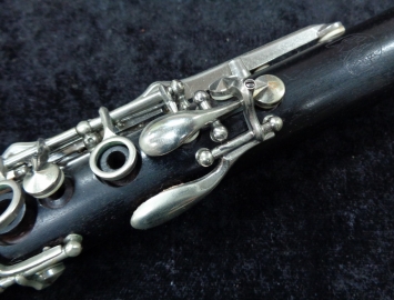 Photo Vintage Conn Director Wood Bb Clarinet - Great Shape - Serial # 627198
