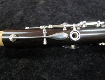 Photo New Yamaha YCL-650 Professional Bb Clarinet