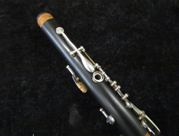Photo Vintage Bb Pedler Clarinet with Original Case, Serial Number P11172